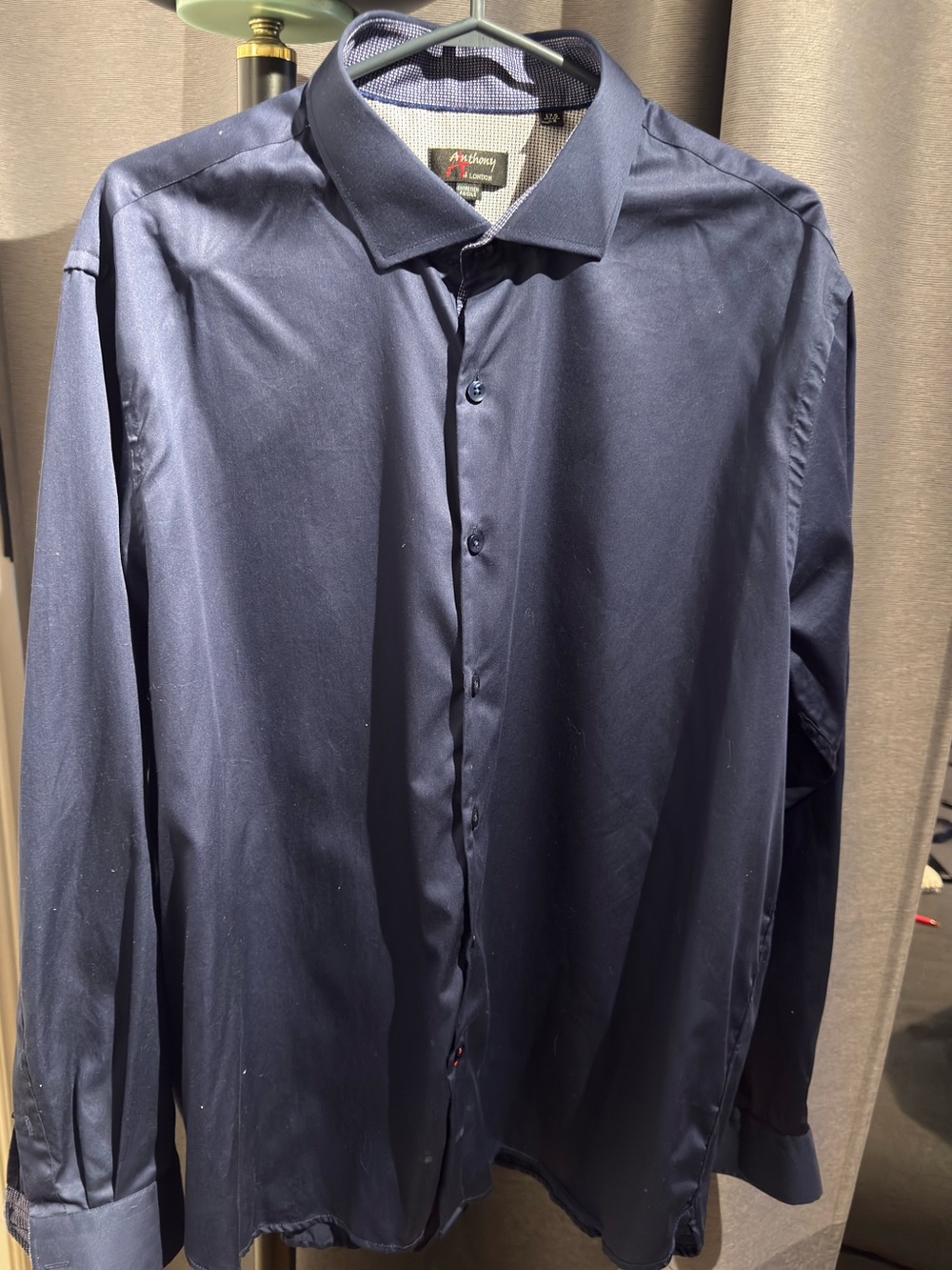 Men's Navy Long-Sleeve Dress Shirt - Classic Point Collar